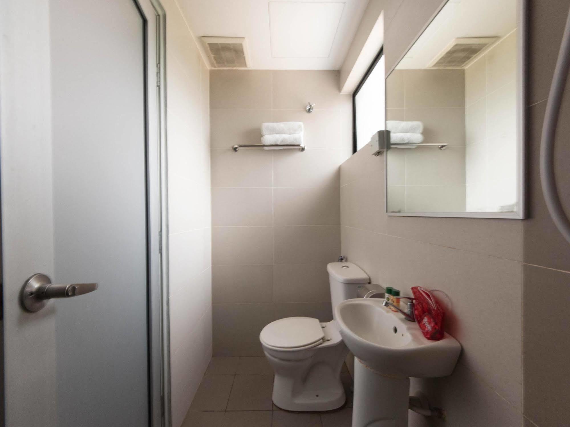 瑞士小屋酒店 吉隆坡 外观 照片